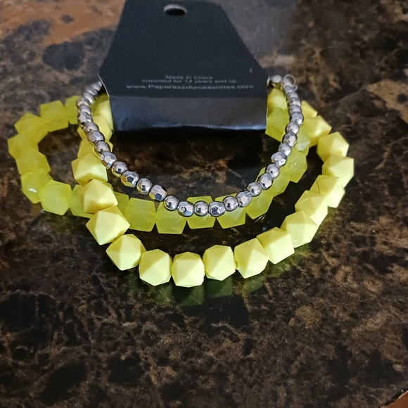 Jewelry - Picture 4 of 8